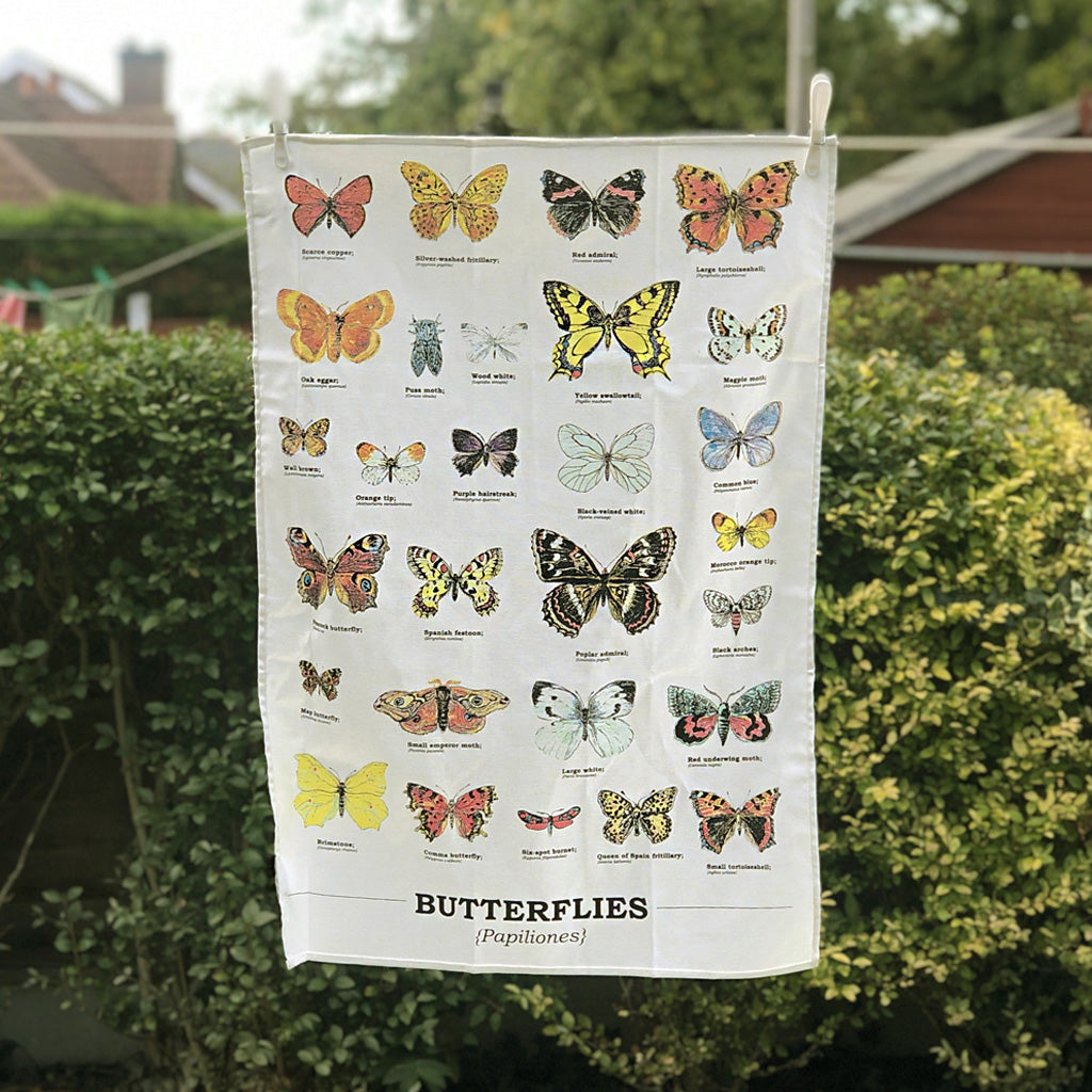 A kitchen staple, bring the outdoors into your kitchen with this butterfly tea towel. Perfect for the nature lover in your life, or to brighten up your home!