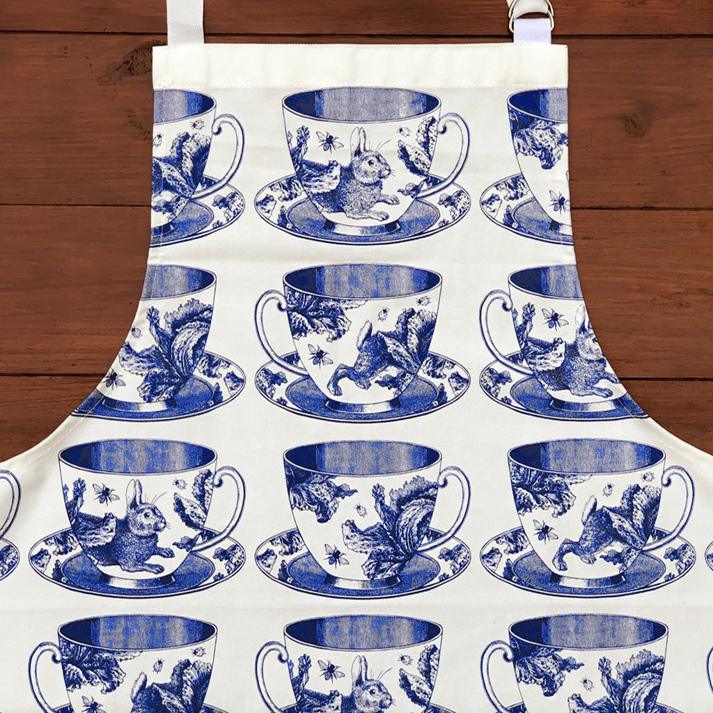 Craft the perfect Afternoon Tea with our exquisite hand printed 100% cotton Teacup apron! In gorgeous blues, this high quality apron will have you looking like a kitchen superstar while protecting you from any potential icing sugar disasters! This Thornback & Peel apron would make a wonderful gift for yourself or a loved one.