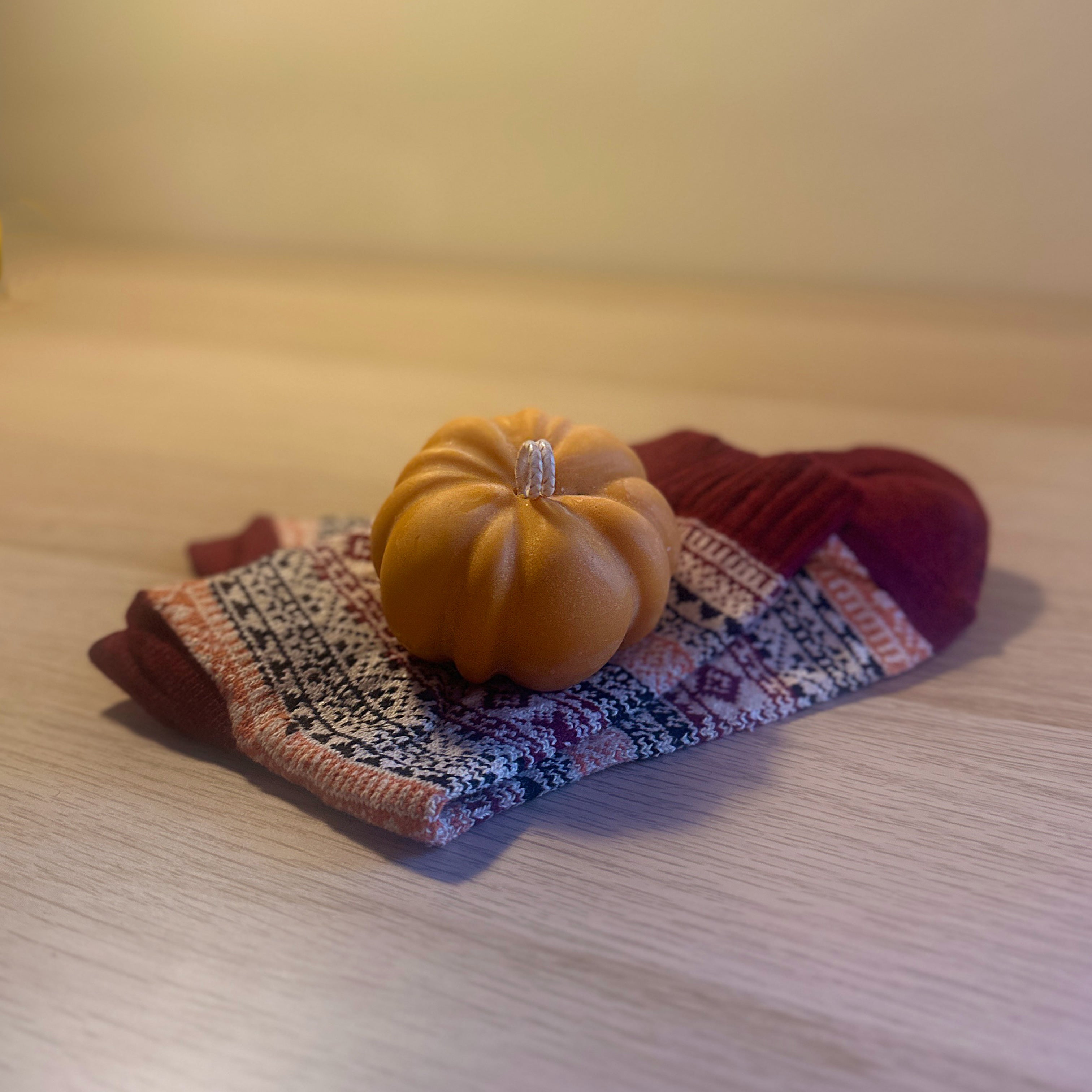 Treat yourself or a loved one to something cosy this season, with our socks and candle gift set! Including a pair of wine-coloured socks (Size 4-8) and one of our freshly picked pumpkin candles, this is the perfect treat to stay in with!