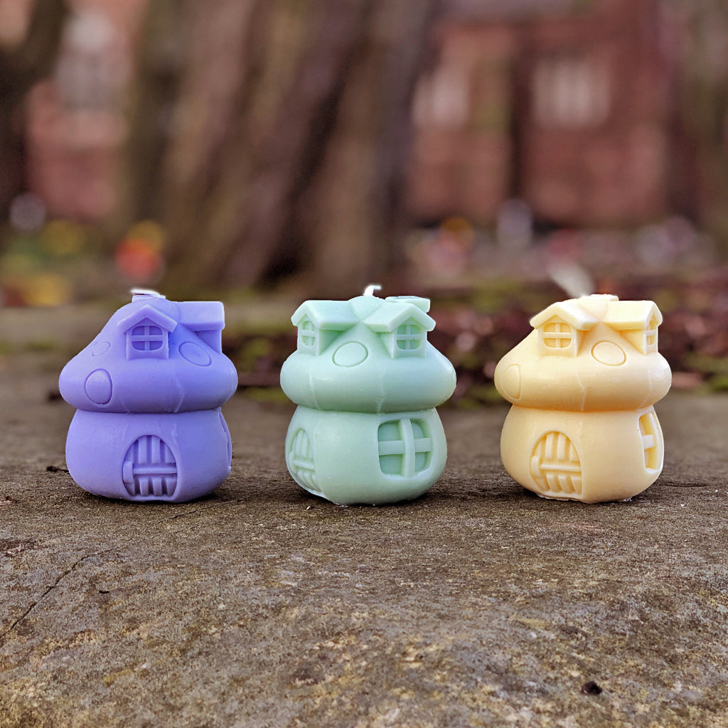 Our toadstool cottage candles make the perfect inspiration to freshen up your space this season! Available in three gorgeous pastel shades and perfect for spring, these fantastical beauties are made from soy wax and hand poured, but are they too cute to burn?!