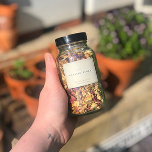 Natural flowers and herbs fill this jar of Reviving Bath Tea. Supplied with paper bags in a recyclable Kraft box, this gorgeous gift is a perfect pre-made care package for somebody you love, or a special treat to look forward to after a hard day.